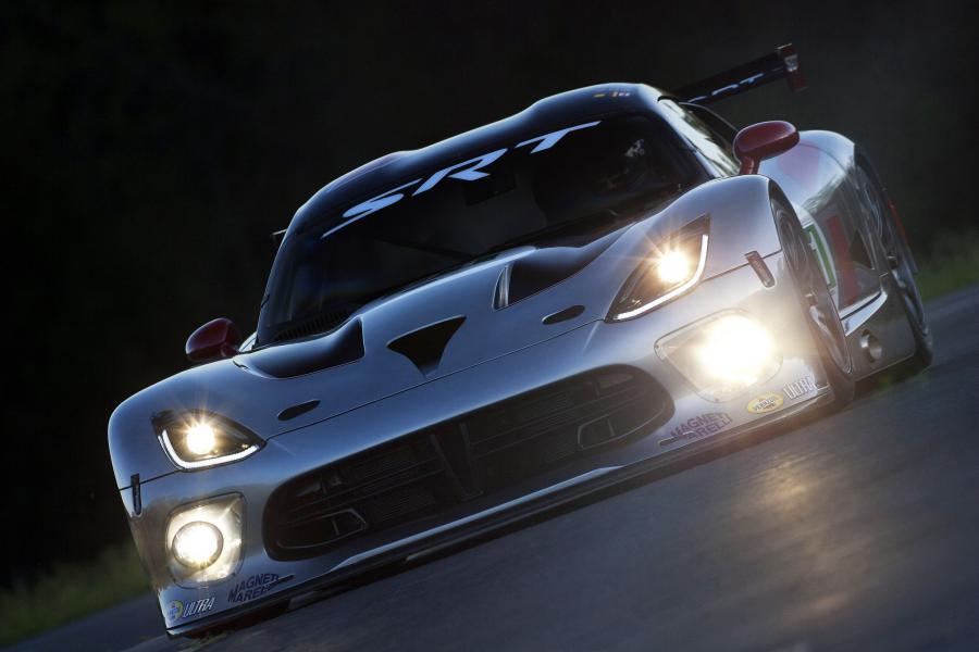  SRT Viper GTS-R 2012 года  (фото 6 из 20)